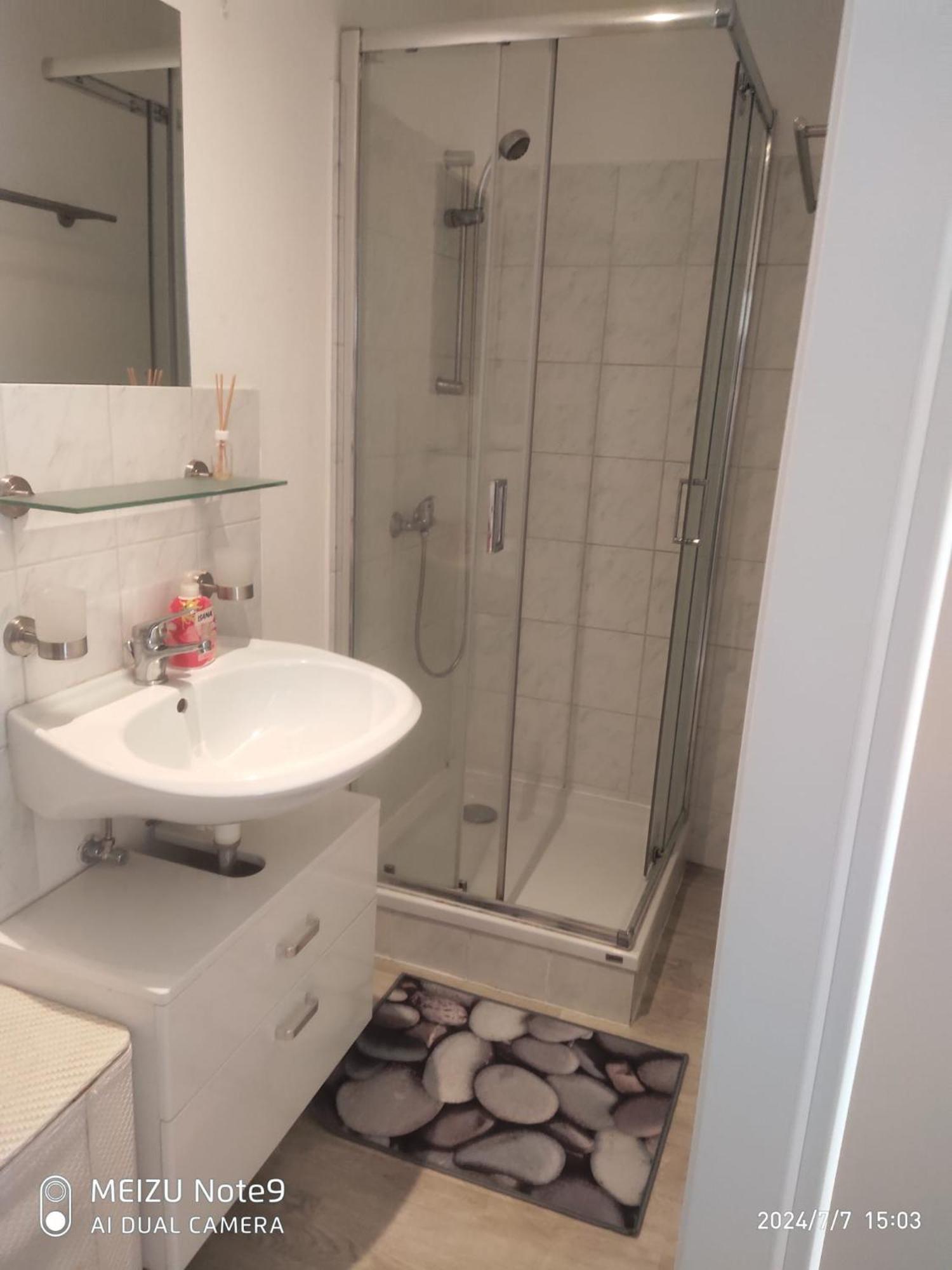 Familienappartement In Zentrum Schwerin  Eksteriør bilde